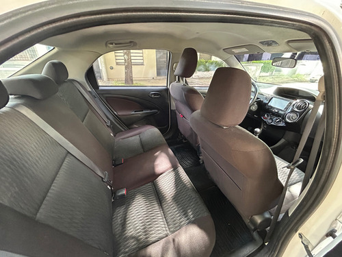 Toyota Etios 1.5 Sedan Xls