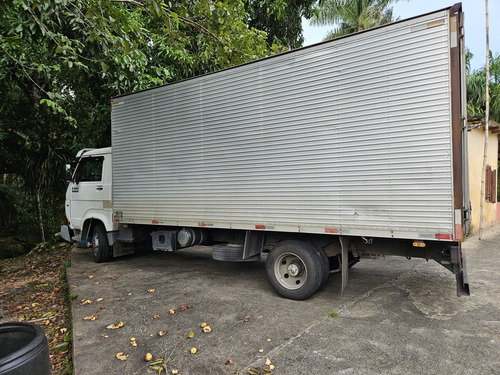 Vw Worker 9-150e, Ano 2009, Com Baú. Motor Diesel