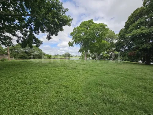 Terreno Con Vista A La Laguna, Paseo De Las Flores, Villahermosa Tabasco