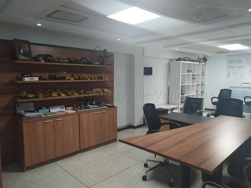 Edificio Con Dos Locales Venta Avenida Boyaca Valencia Carabobo Leida Falcon Lf25-1155