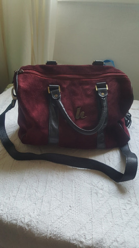 Cartera De Gamuza Bordo Impecable C Cierre Y Doble Tira Pa 