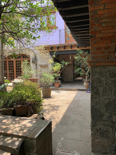 Centro De Coyoacán, Excelente Casa Estilo Colonial, En Renta