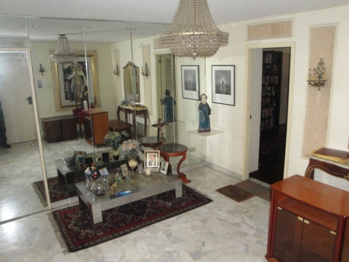 Y.t. Apartamento En Venta, San Bernardino Mls #25-19613