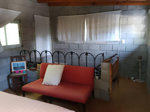 Casa En Venta - 2 Dormitorios 2 Baños - Cochera - 3.237mts2 - Exaltación De La Cruz