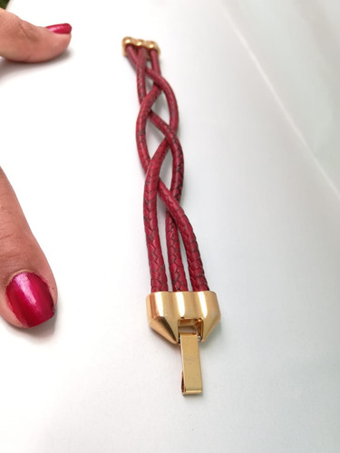Pulsera Con 3 Correas Trenzadas.