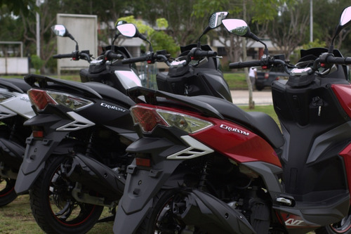 Imagem 11 de 13 de Dafra Cruisym 150 - Honda Pcx - N Max 160 - El