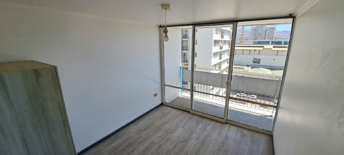 Arrienda Depto. 3d2b Año Corrido Sin Muebles Valparaíso