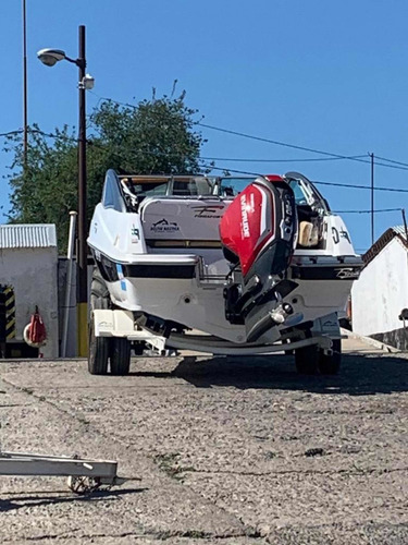 Imagen 16 de 16 de Lancha Fibrafort Focker 210 Open Con Evinrude Etec 150 M2019