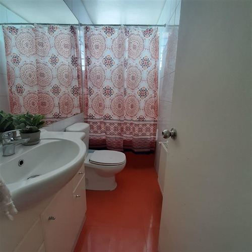 Casa En Venta De 3 Dorm. En Providencia