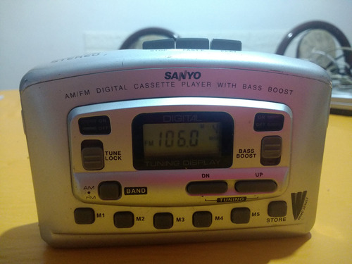 Walkman Sanyo Mgr 890b Digital Radios Am/fm Ver Video (Usado)
