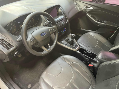 Ford Focus III 2.0 Se Plus Mt