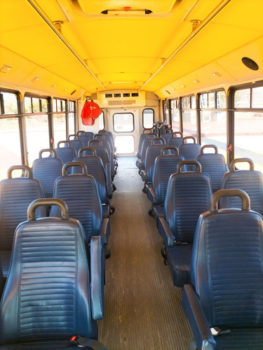 Camion De Pasajeros Urbano Y Turistico