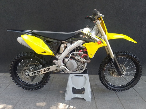 Imagen 23 de 25 de Suzuki Rmz 250 Modelo 2016 Con 140hs