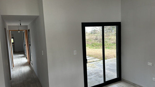 Hermosa Casa Costa Del Este