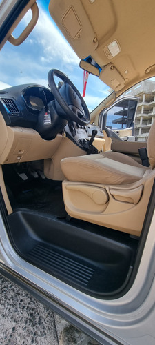 Hyundai H1 2.5 Premium 1 Mt