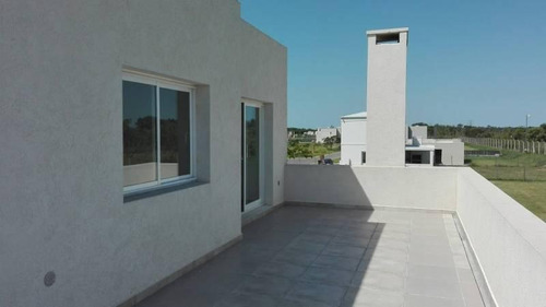 Imagen 21 de 22 de Barrio Puertos Escobar Nordelta Ii Excelente Casa Barrio Acacias