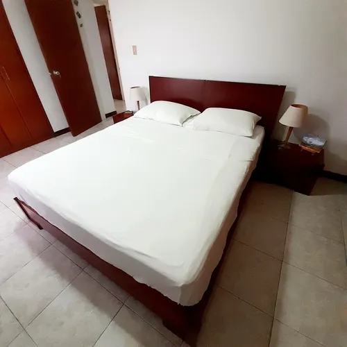 Juego De Cuarto Dormitorio Queen (Usado)