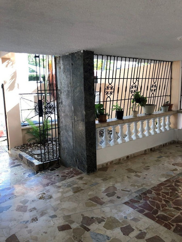 Imagen 5 de 6 de Local Comercial En Gazcue