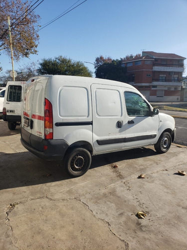 Imagen 3 de 8 de Renault Kangoo 1.6 Nafta