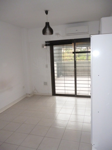 Imagen 6 de 10 de Departamento En Venta En Caseros