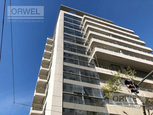 Imagen 2 de 13 de Edificio Liberateur! 187 M2. 4 Baños Y 2 Cocheras.