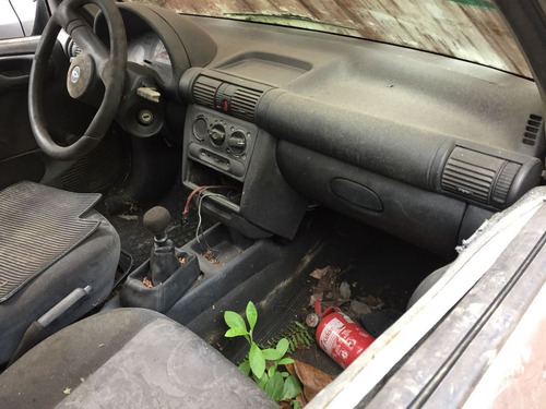 Corsa Hatch Sucata Somente Para Retirada De Peças