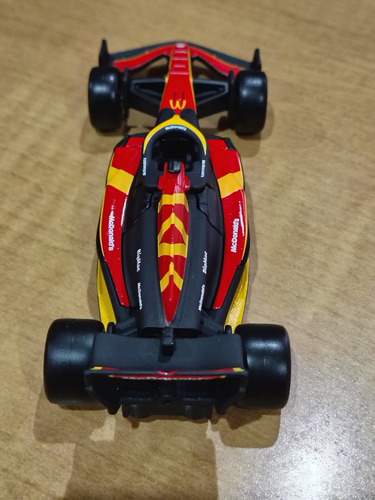 Carritos F1 Mcdonald's Monoplaza Set De 2 Vehículos Rojo Y Negro