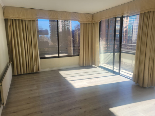 Depto. En Arriendo 4d + 3b + 2e + 1b - Flor De Azucena / Los