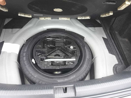 Volkswagen Vento 2.5 Luxury 170cv 2014