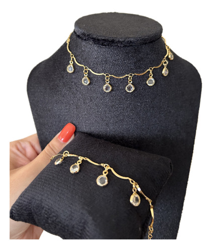 Boneca Emília C/ Conjunto De Colar E Pulseira Folheadas