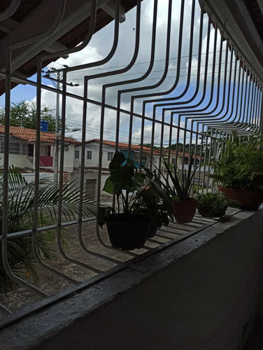 Imagen 6 de 18 de Casa Tipo Tetra En La Urb Bael. La Ovallera Palo Negro Aragua