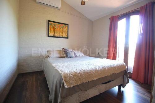 Imagen 14 de 15 de Cálida Casa En Parque Miramar A La Venta