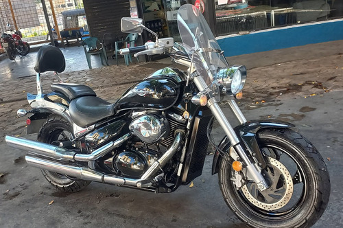 Imagen 2 de 6 de Suzuki. Vz800 Boulevard