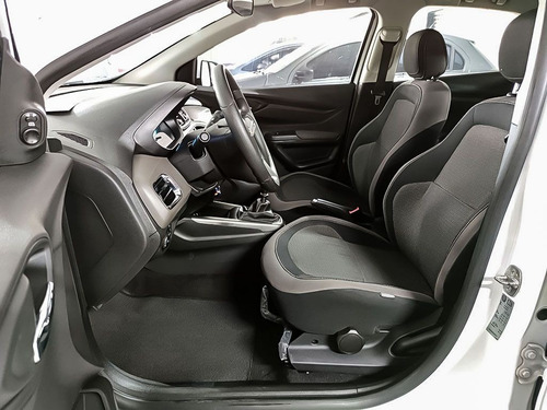Imagem 4 de 16 de Chevrolet Prisma 1.4 Mpfi Ltz 8v