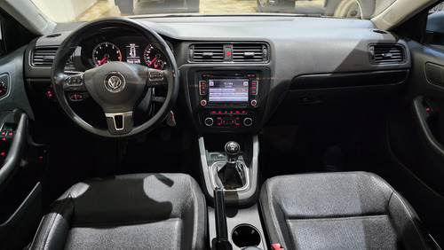 Volkswagen Vento 2.5 Luxury 170cv