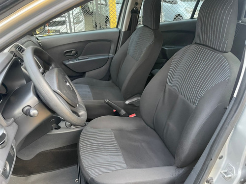 Renault Sandero 1.6 Expression Hi-power 5p