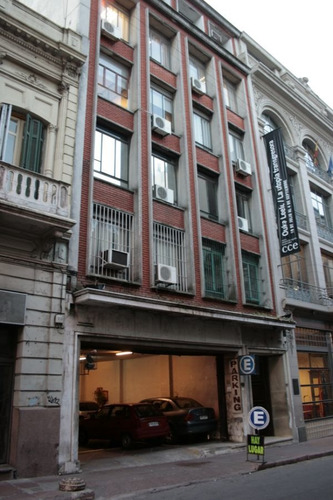 Local Comercial En Venta Ubicado En Ciudad Vieja