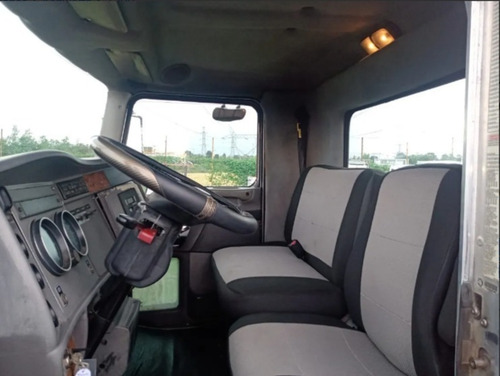Imagen 7 de 14 de Kenworth T300, Modelo 2008 Chasis De Cama Baja Compare