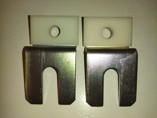 Angulo De Soporte De 9 Cm X 5 Cm Con Corredera ( El Par )