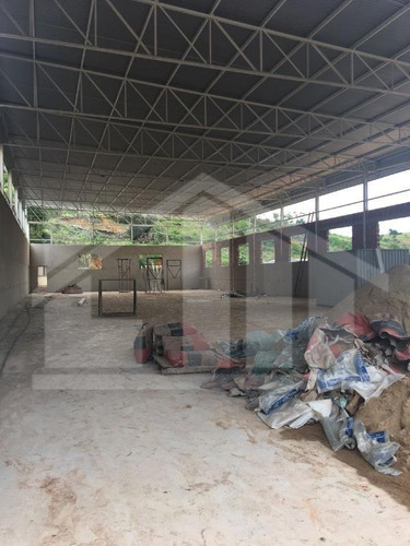 Loja, Qrts Para Para Aluguel, Com 700,00 M², No Porto De Cariacica,cariacica. - 56