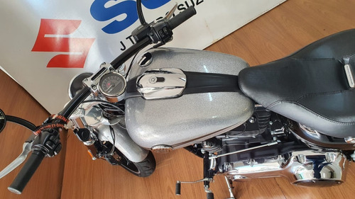 Harley Blackout 2015 Prata 11000 Km Com Escape