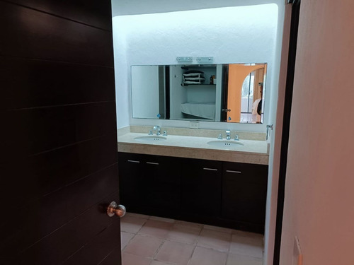 Imagen 15 de 30 de Casa En Venta En Zona Hotelera Cancun