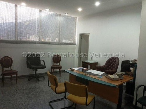 En Alquiler Piso Industrial / Depósito / Showroom / Oficina 720 Mts Boleita Norte Con Ascensor De Carga 24-6680 Mvg