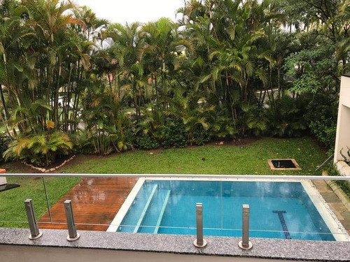 Alphaville 02 | Casa À Venda | Aconchegante | 4 Suítes Com Armários | Piscina Com Raia E Deck - Cnc1147