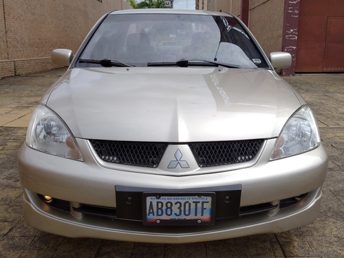 Imagen 2 de 18 de Mitsubishi Lancer Touring - Automatica