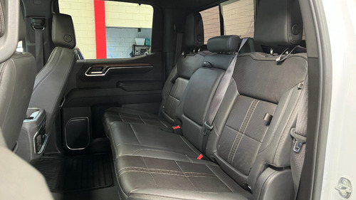 Chevrolet Cheyenne 5.3 Dobre Cabina High Country 4X4 At