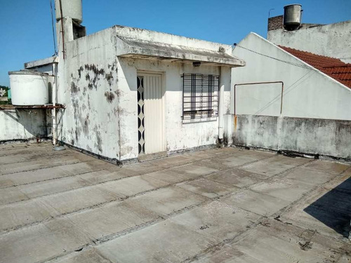 Casa En Venta En Moron Sur