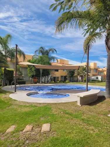 Casa En Renta En Privada Con Alberca En Juriquilla