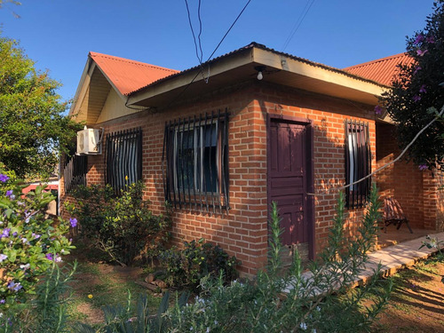Casa De 3 Habitaciones En Venta, Bernardo De Irigoyen - Misiones