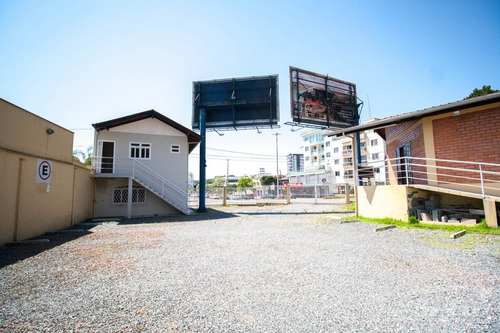 Lojas Térrea Na Velha Com Área Total De 329,21 M² - 35711475l